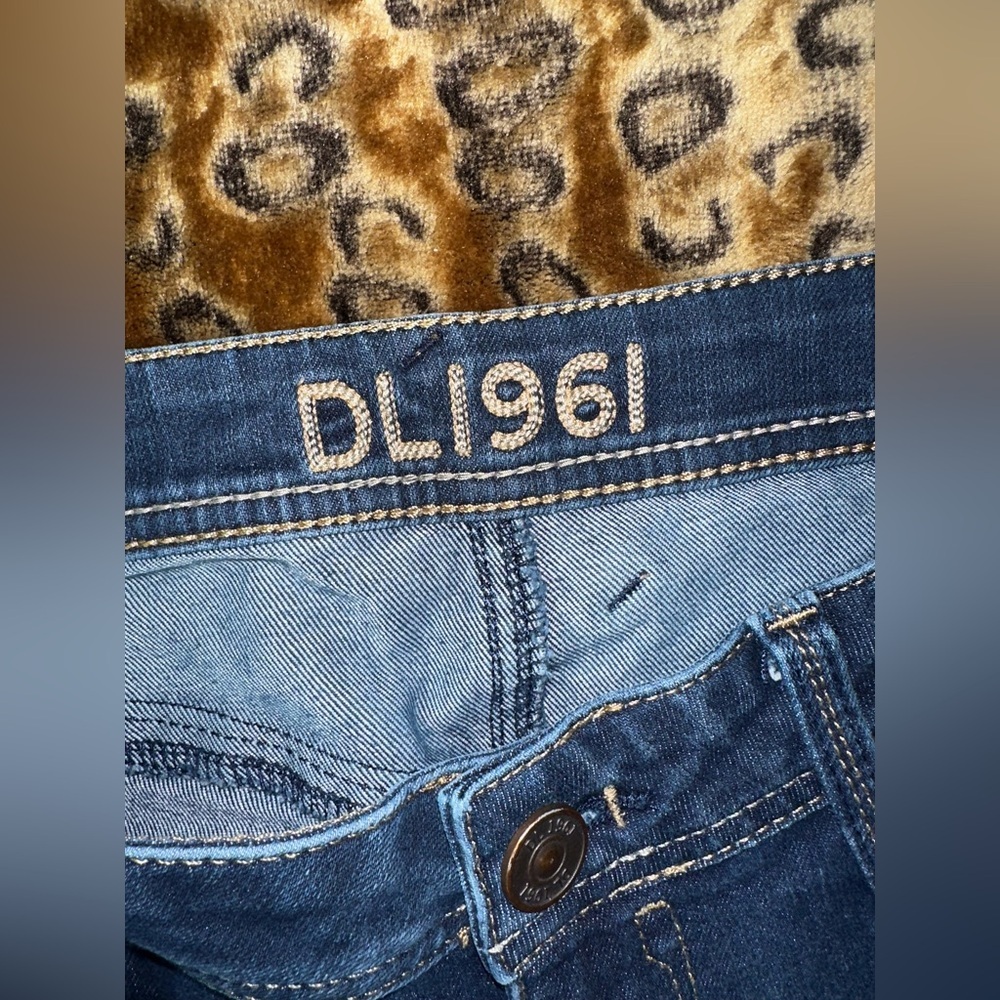 DL1961 Kate Straight Twilight Jeans Size 30 Premium Denim - Picture 7 of 8